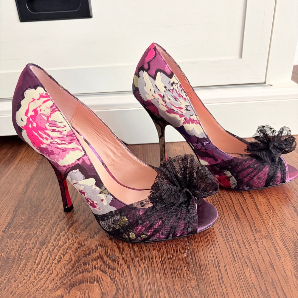 Betsey Johnson Bonnnie Heels 7.5 Romantic Purple Floral Mesh Bow Peep Toe Pumps